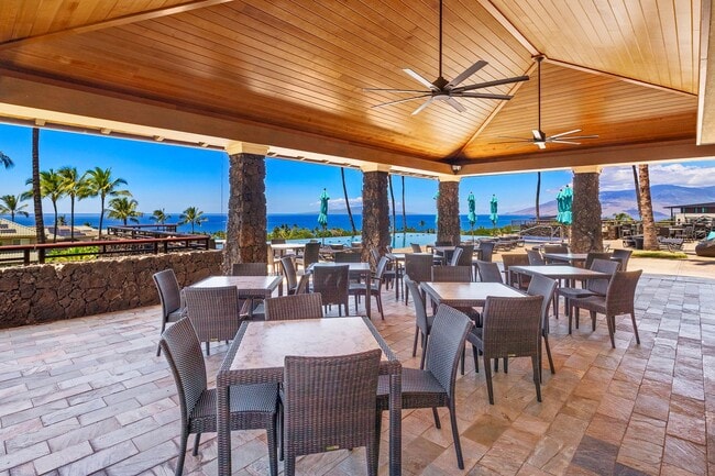 Building Photo - 3-bedroom, 2.5-bath unit | Kai Malu