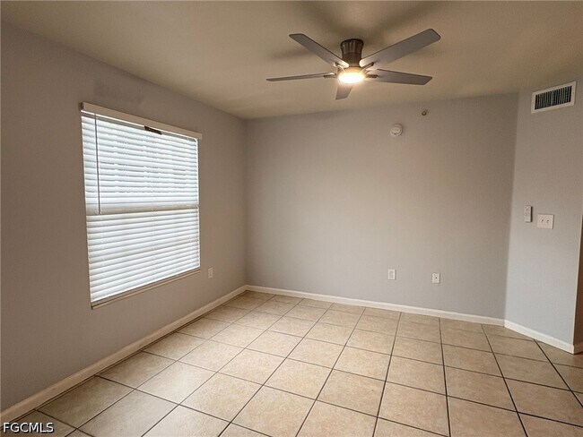 Building Photo - 4109 Residence Drive