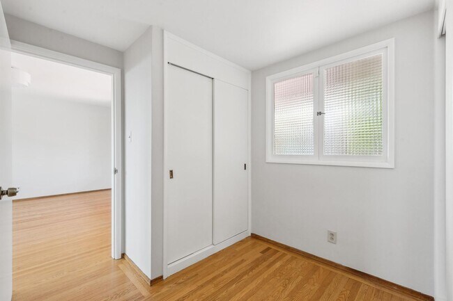 Building Photo - 5960 McAndrew Dr