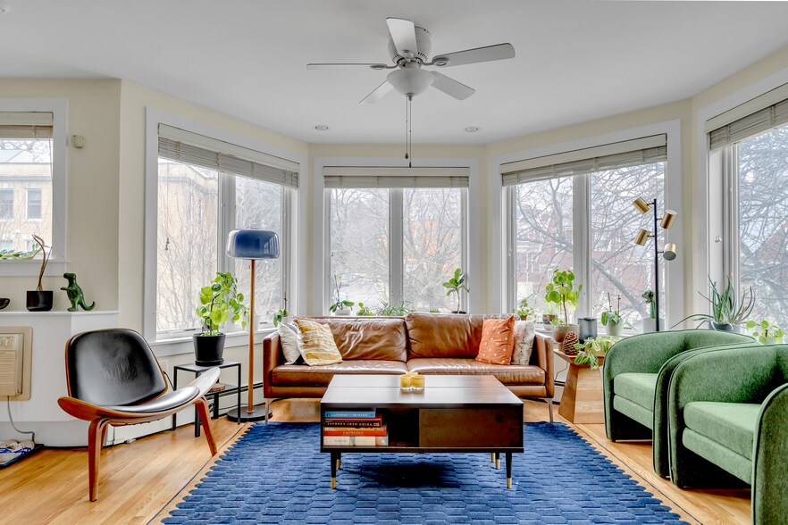 Building Photo - 626 Washington St