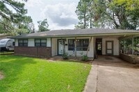 Building Photo - Single Family Residence