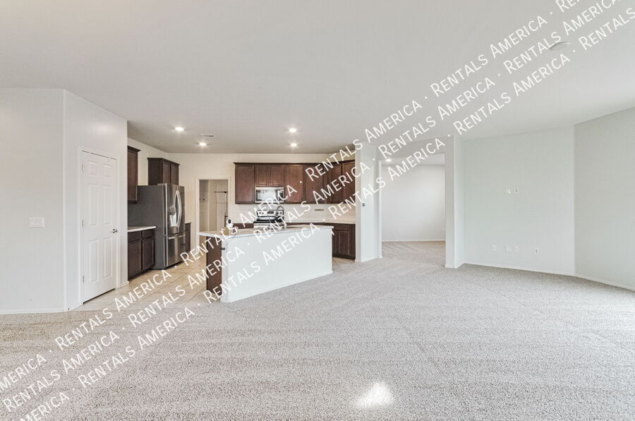 Building Photo - 8518 W Pelican Pl