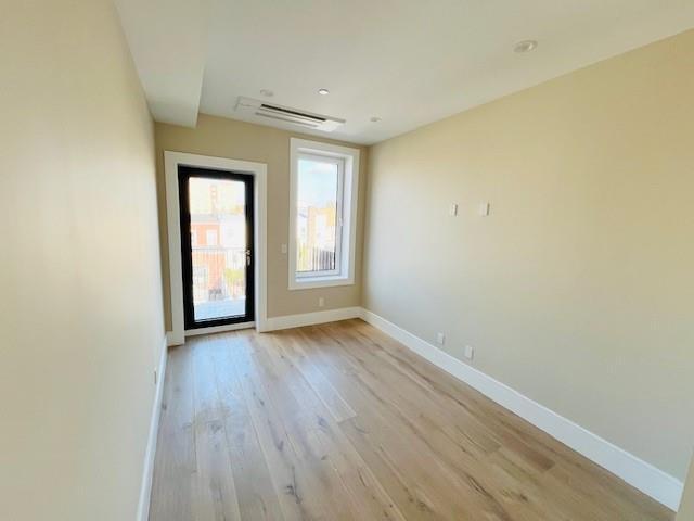 Building Photo - 291 18th St