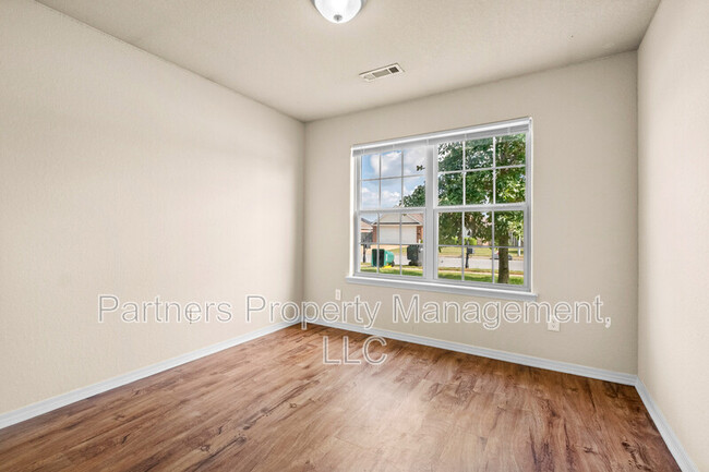 Building Photo - 1154 S Gentle Valley Dr