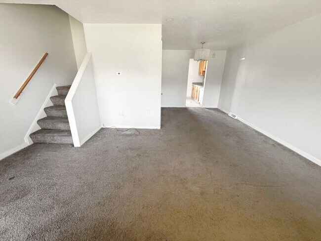 Building Photo - 4889 Banbury Ct