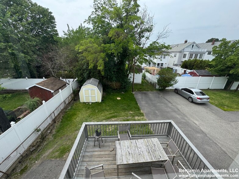 Building Photo - 60 Litchfield St