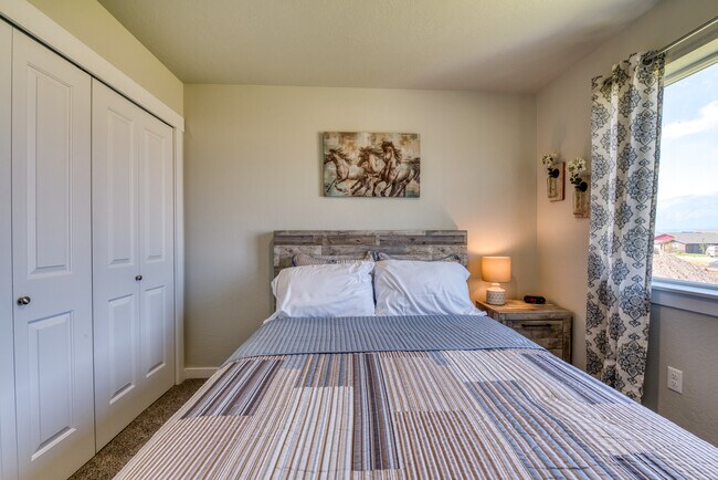 Building Photo - 1113 Jessica Ct