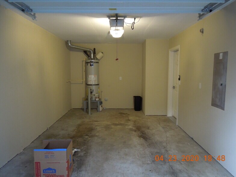 Building Photo - 16111 124th Avenue Ct E