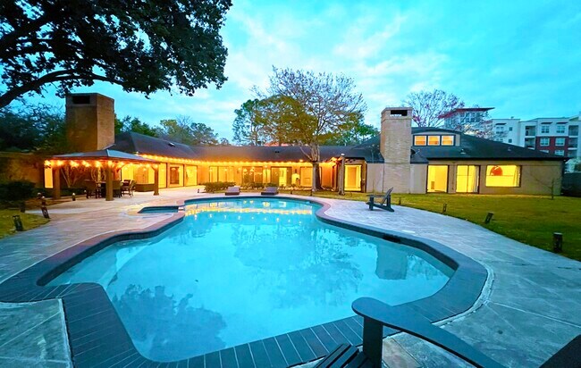 Building Photo - 19 Windermere Ln