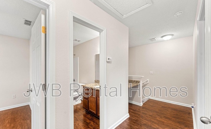 Building Photo - 3330 Rayford St
