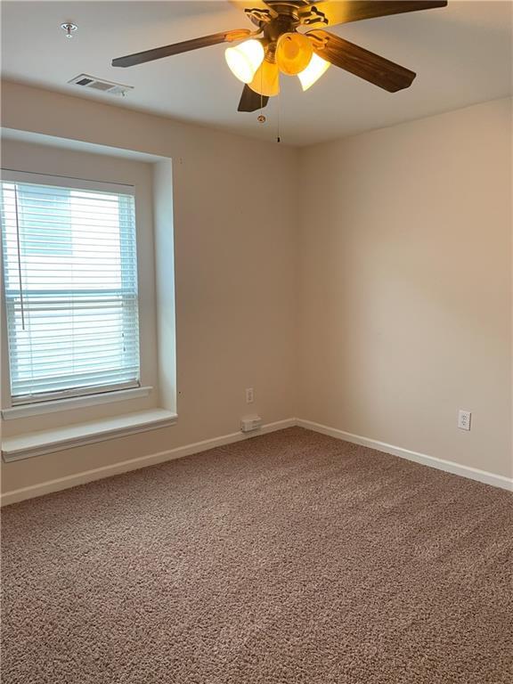 Building Photo - 379 Roseglen Dr NW