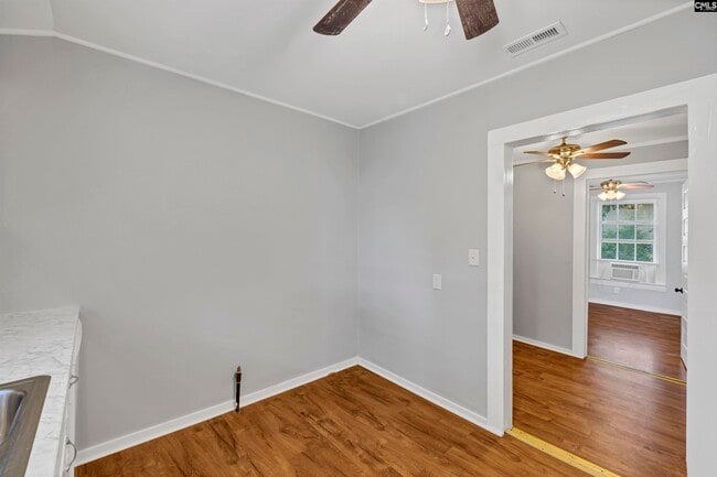 Building Photo - 206 Augusta St