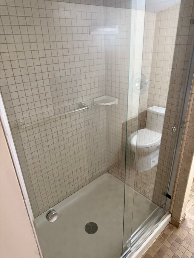 Building Photo - 1665 Central Ave