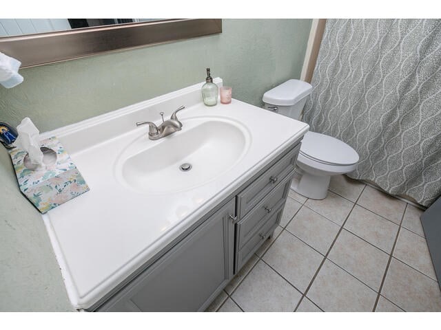 Building Photo - 4061 Melrose Dr