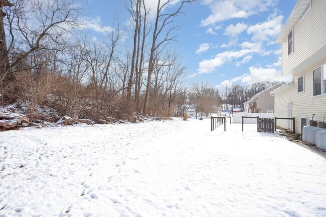 Building Photo - 3 Bedroom Home in Bainbridge