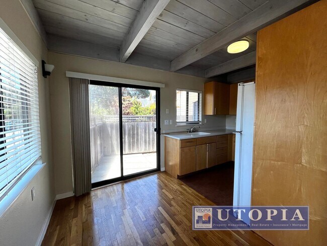 Building Photo - 416 Ocean View Ave