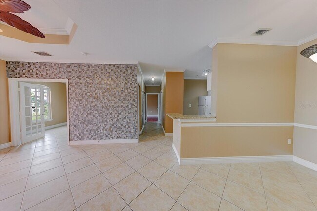 Building Photo - 2705 Via Murano