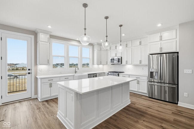 Building Photo - 420 Elite St