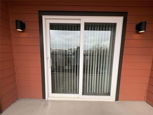 Building Photo - 525 Parkway Dr