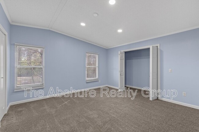 Building Photo - 1508 Willow Downs Cir