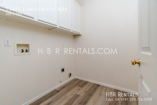 Building Photo - 13425 Forestwood Way