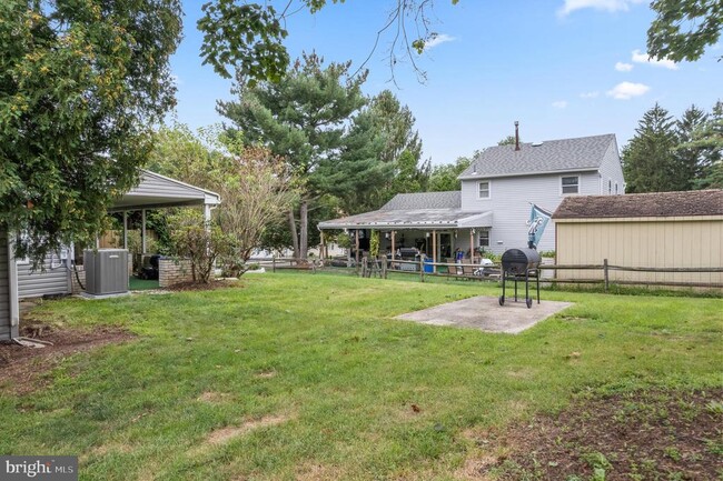 Building Photo - 1578 Yeakel Way