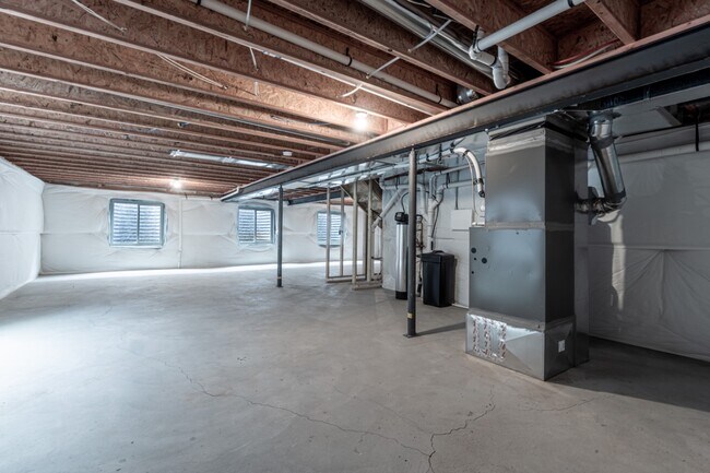 Building Photo - 6736 Skuna Dr
