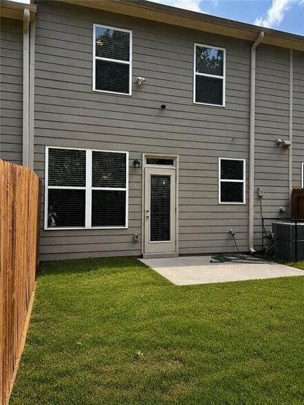 Building Photo - 5336 Brooklands Dr