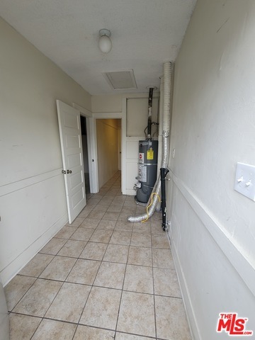 Building Photo - 2932 1/2 Normandie Ave