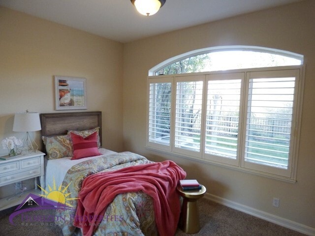 Building Photo - Modern Three-story 5 Bed 3.5 Bath 2,601 sqft Fair Oaks Home