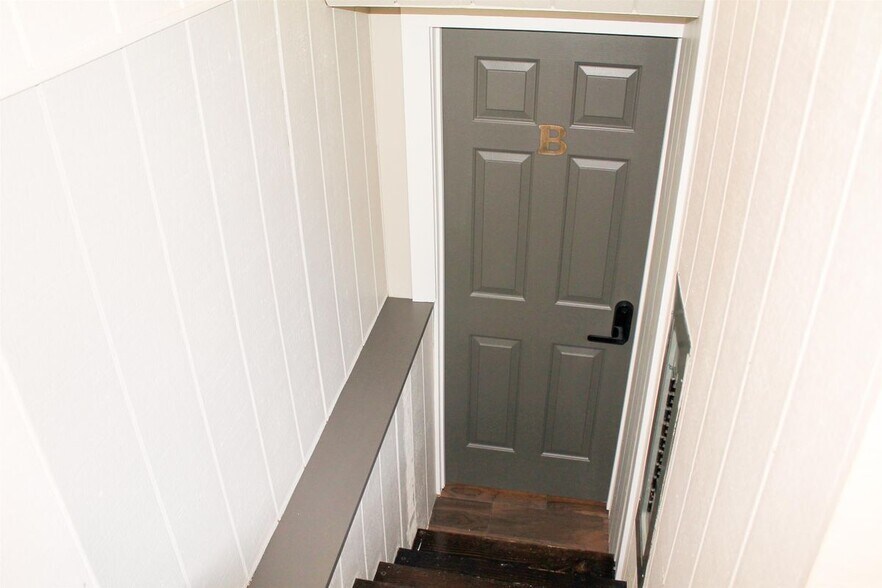 Building Photo - 22 Orris Rd