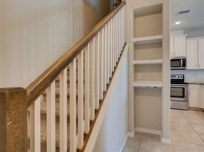Building Photo - 2566 Amati Dr