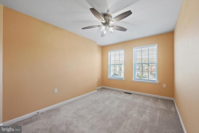 Building Photo - 32 Healey Ct