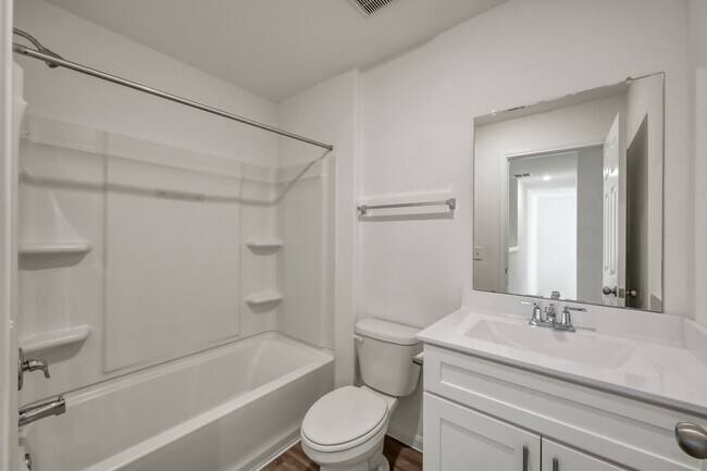 Building Photo - 7314 Madison Cmns Ln