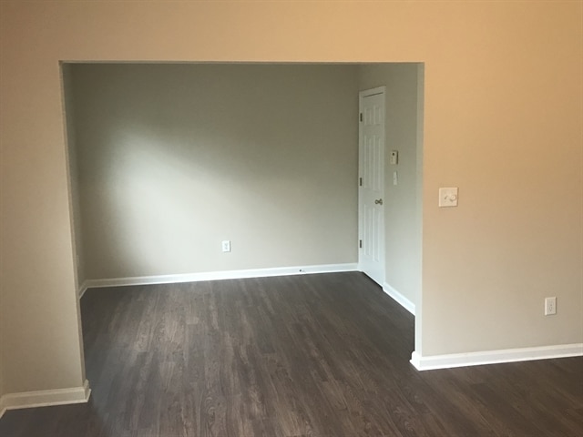 Building Photo - 7954 Village Pass