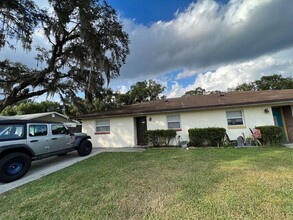 Building Photo - Cozy 2-Bedroom Duplex in Longwood – Availa...