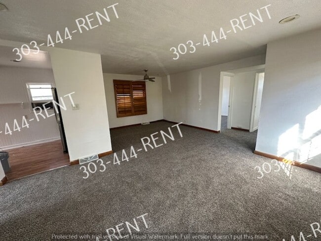 Building Photo - Charming Home in Prime Lakewood Location!