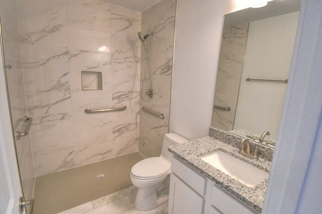 Building Photo - Available Now! New Construction!