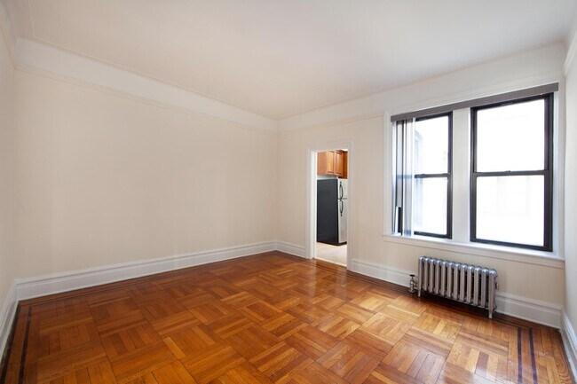 Building Photo - 541 88th St