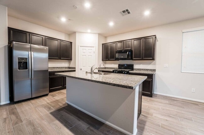 Building Photo - BEAUTIFUL BRAND NEW 2 STORY HOME FOR RENT!