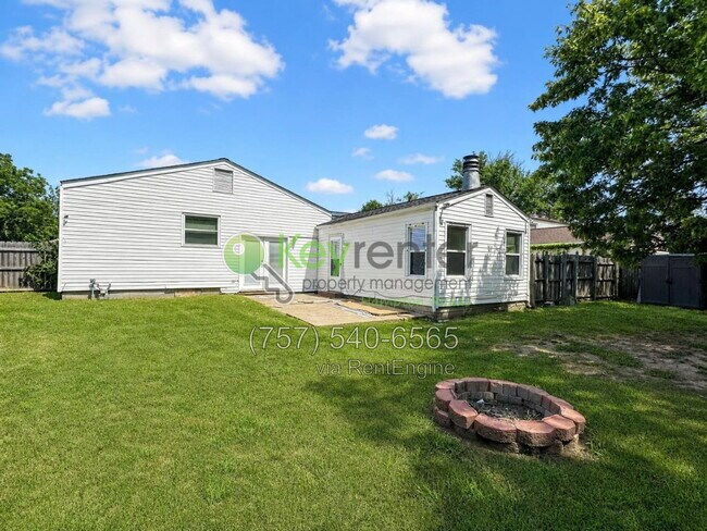Building Photo - 22 Banister Dr