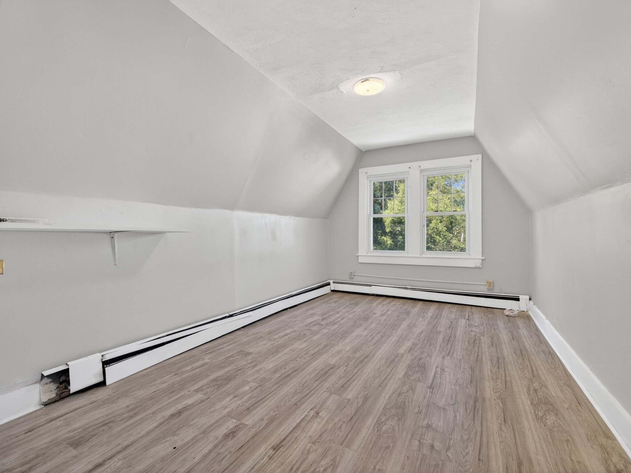 Building Photo - 195 Laurel Hill Ave