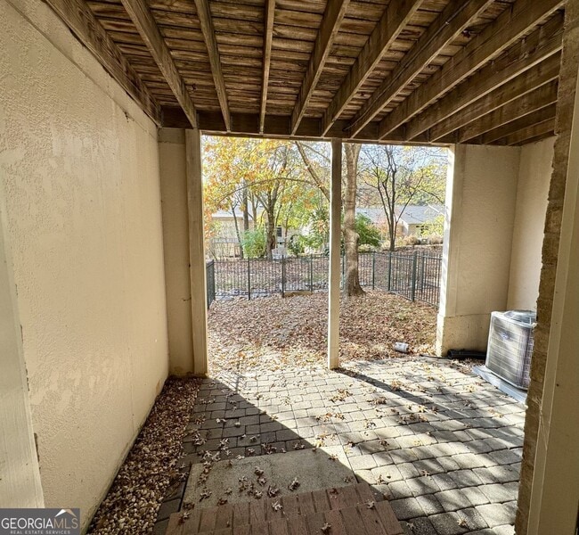 Building Photo - 1327 Peachtree View NE