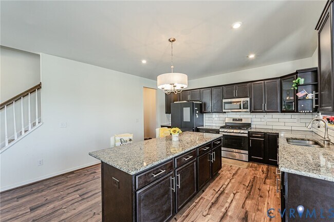 Building Photo - 8105 Lyman Ct