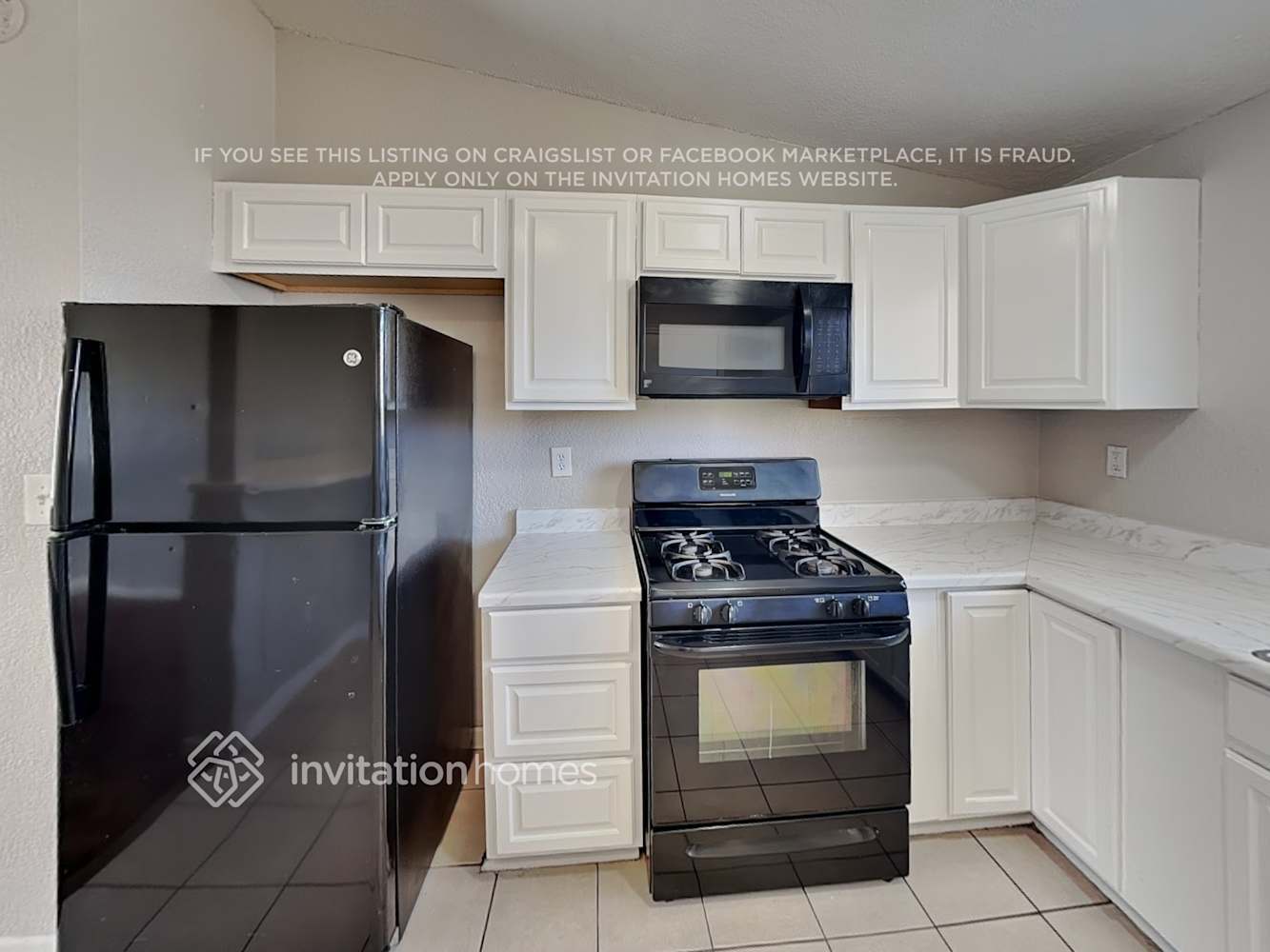 Building Photo - 5174 Sable St