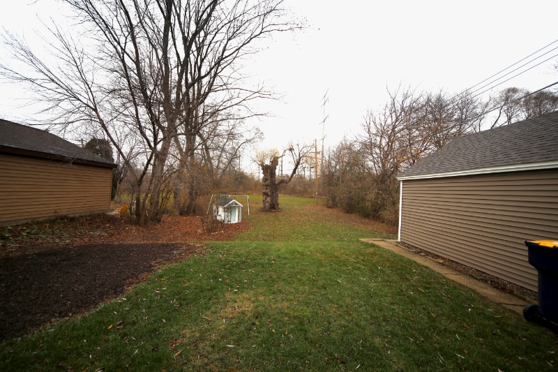 Building Photo - 10404 W Manor Park Dr