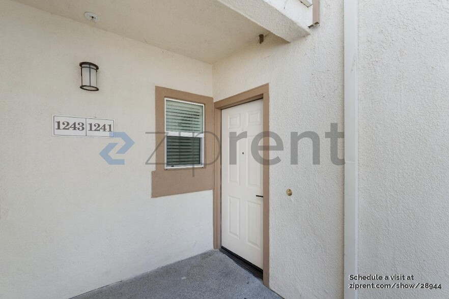 Building Photo - 8020 Walerga Rd