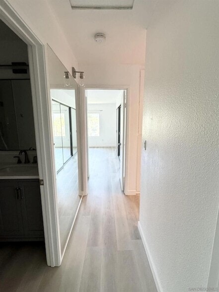 Building Photo - 1858 Fairway Cir Dr
