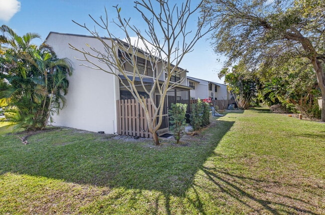 Building Photo - 4761 NW 2nd Ave