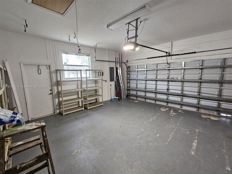 Building Photo - 13955 NW 22nd Ct